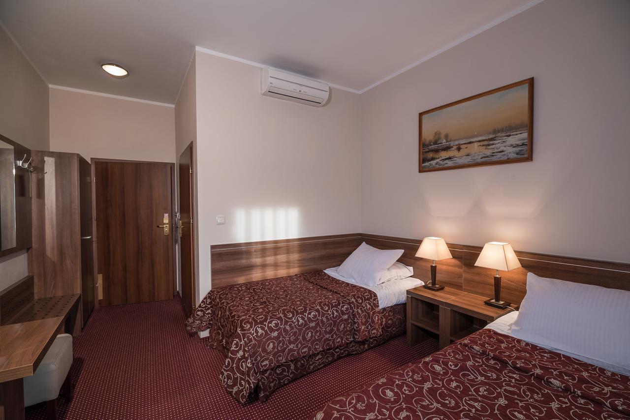 Jasek Premium Hotel Wrocław Exteriör bild