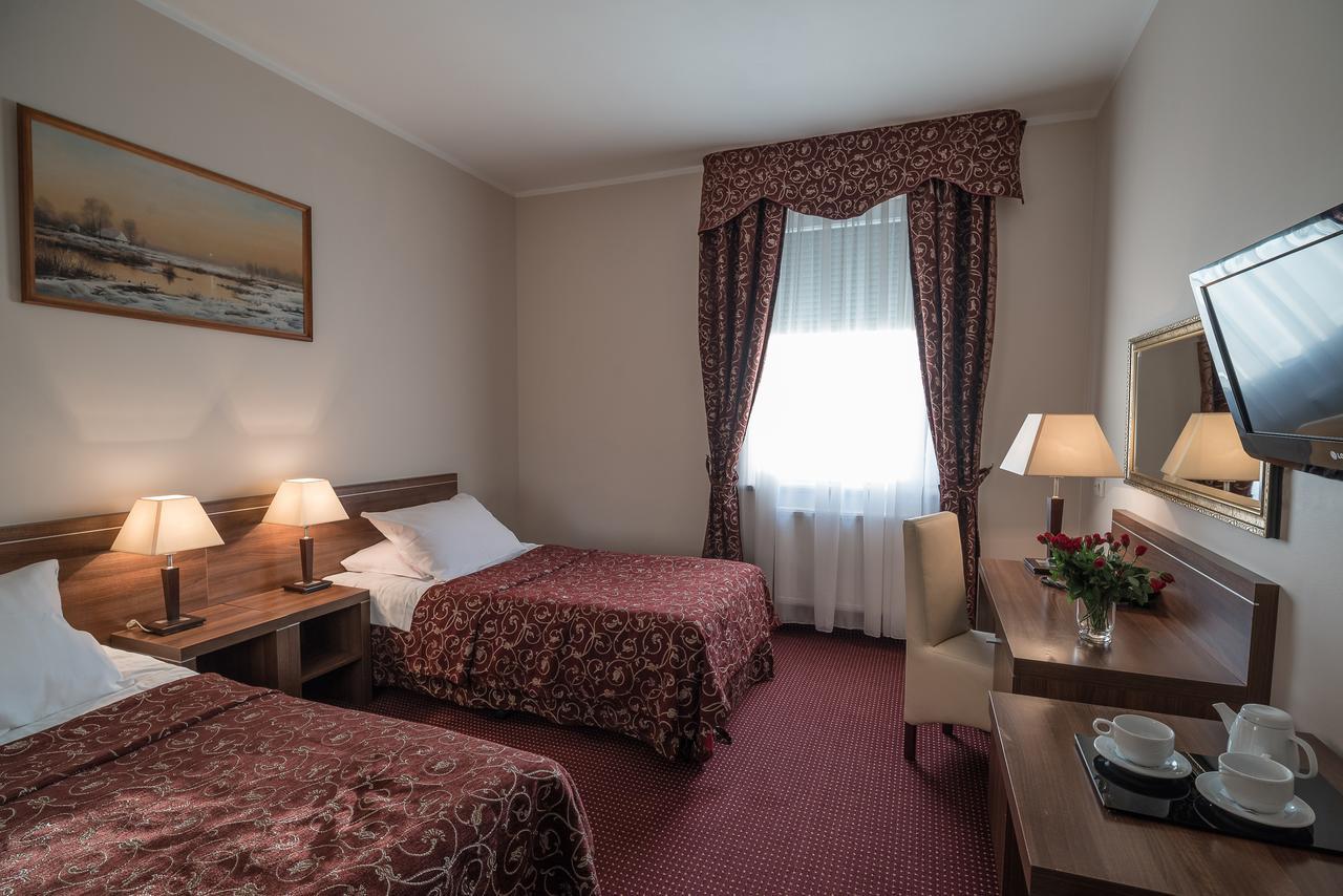 Jasek Premium Hotel Wrocław Exteriör bild