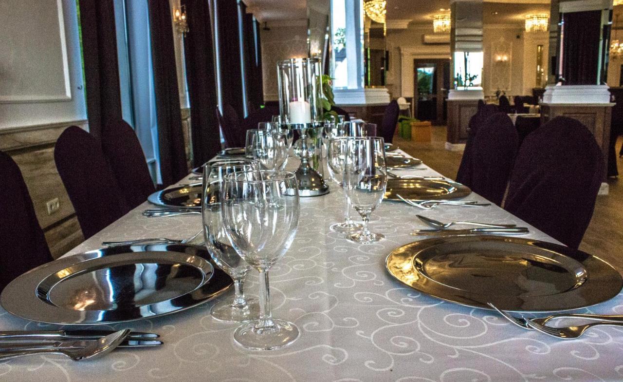 Jasek Premium Hotel Wrocław Exteriör bild